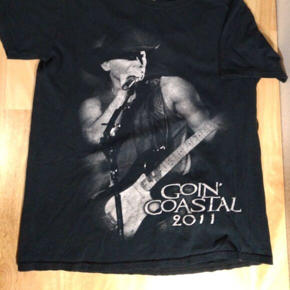 Kenney Chesney Goin' Coastal Tour 2011 T-Shirt - Picture 2 of 7